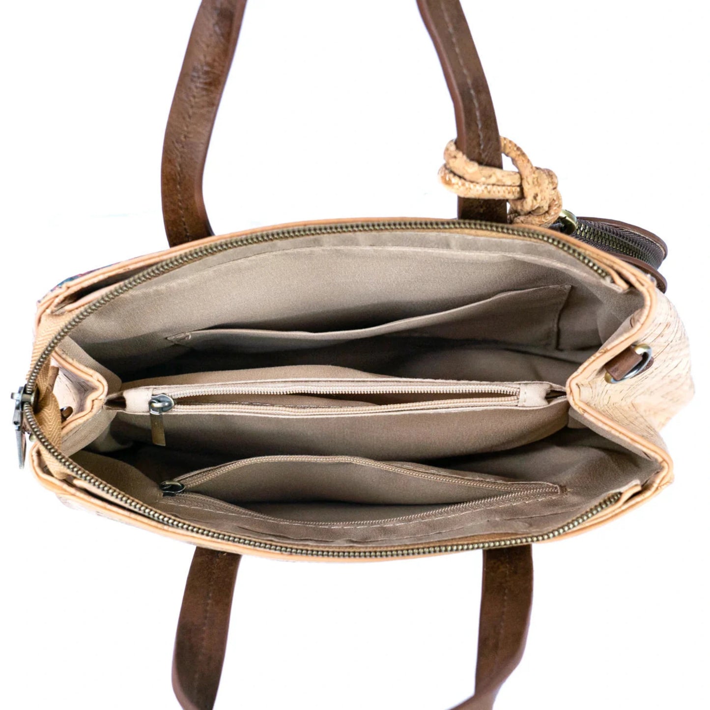 Hergestellt aus umweltgerechtem und begehrtem Kork