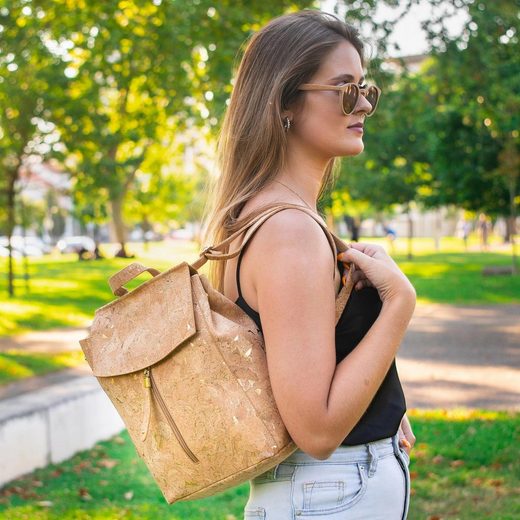 Mädchenrucksack aus Naturkork mit goldenem Kork