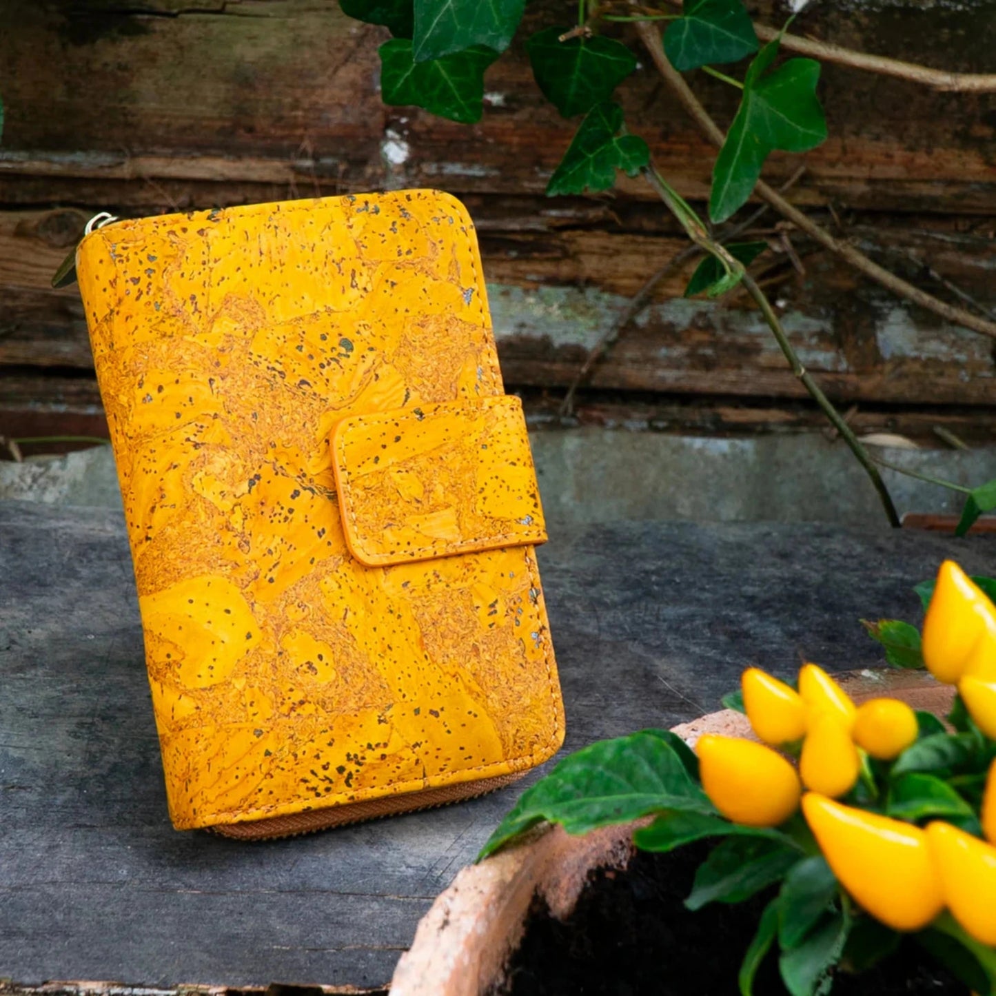 Damenbrieftasche aus Naturkork mit Anti-RFID-Schutz