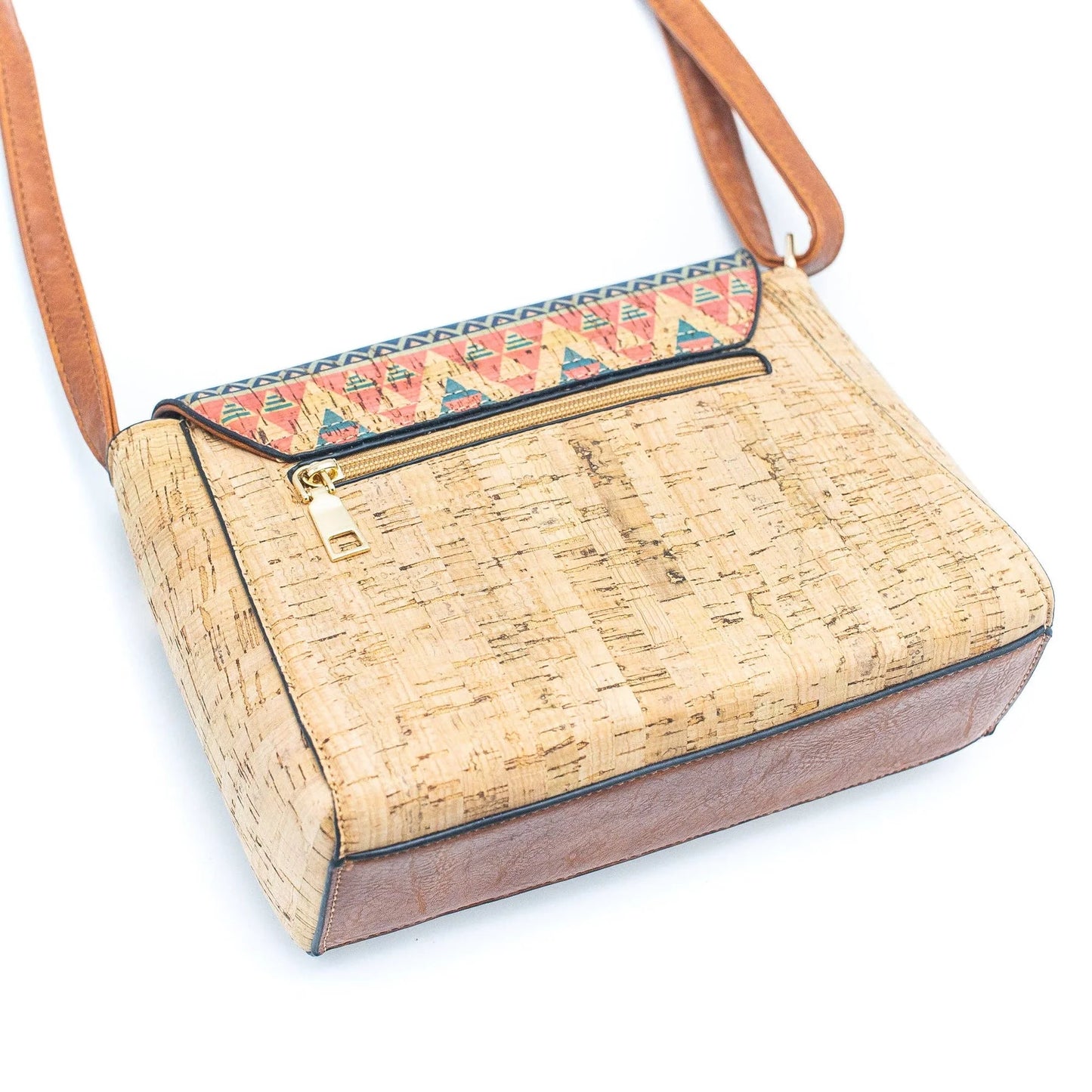 Umhängetasche aus Naturkork mit buntem Muster