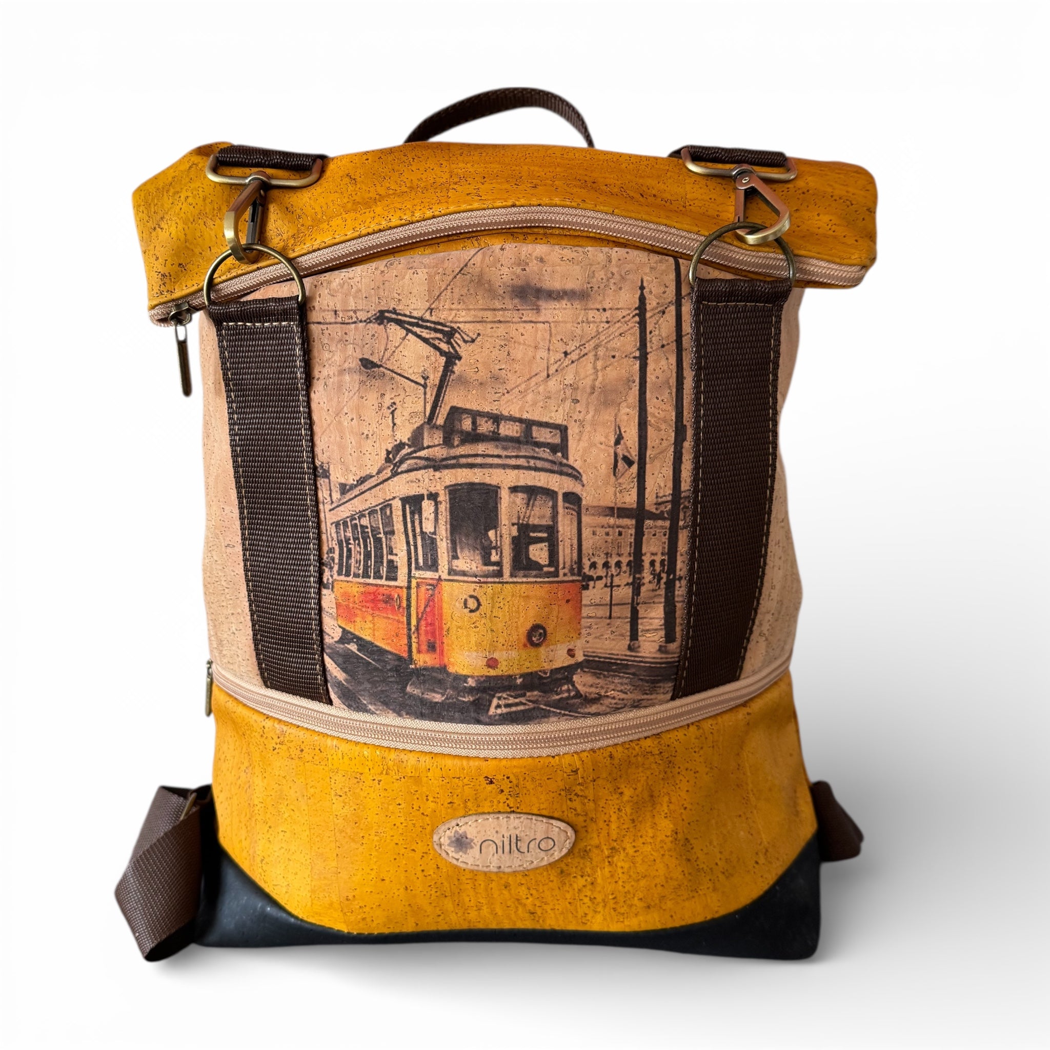 andgefertigter Rucksack aus Kork