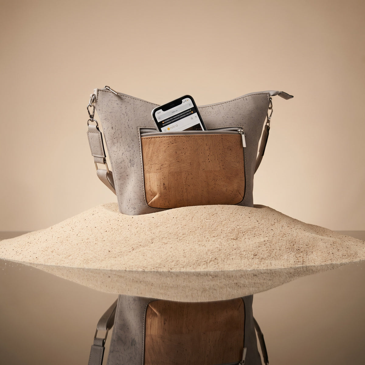 Entdecke jetzt unsere nachhaltigen und veganen Handtaschen aus Kork und finde dein neues Lieblingsaccessoire mit natürlichem Charme.